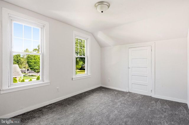 301 E MAPLE ST, Wenonah, NJ 08090