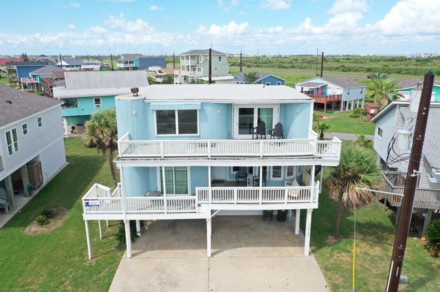 12628 W Ventura Drive, Galveston, TX 77554