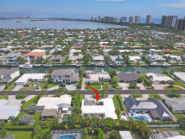 1211 Bimini Lane, Singer Island, FL 33404