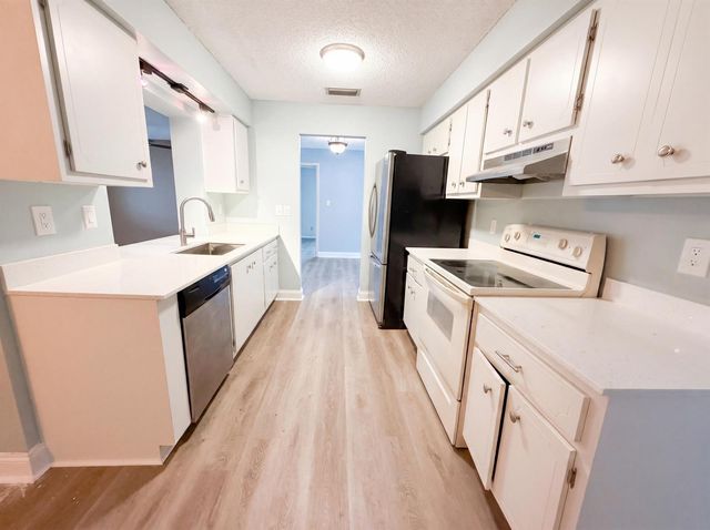9605 NW 81st, Tamarac, FL 33321