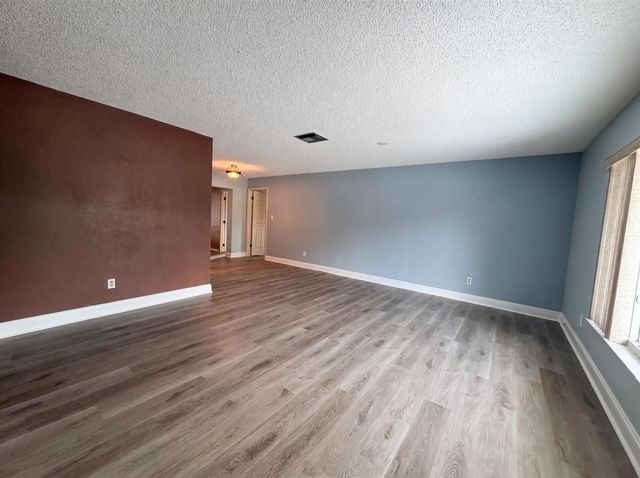 9605 NW 81st, Tamarac, FL 33321