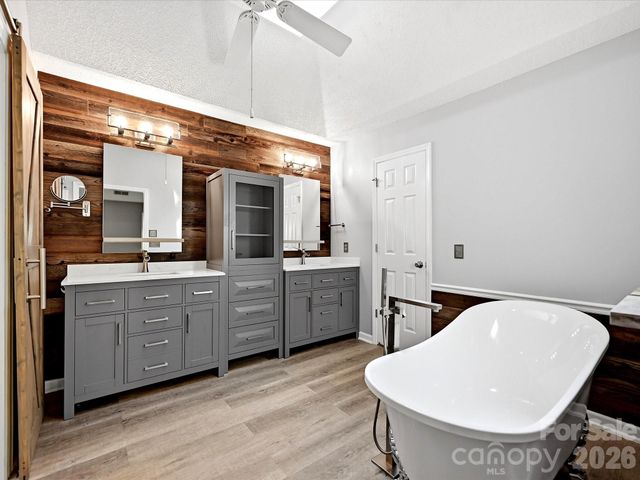 12903 Fallcross Court, Huntersville, NC 28078