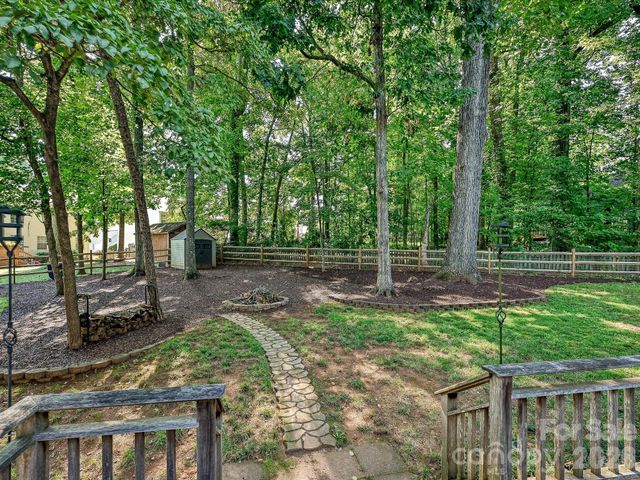 12903 Fallcross Court, Huntersville, NC 28078