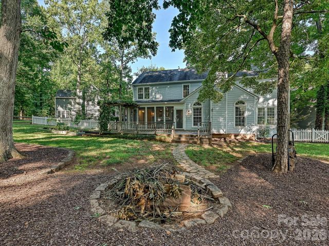 12903 Fallcross Court, Huntersville, NC 28078