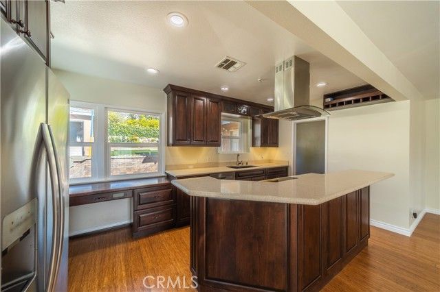 3341 Thelma, La Crescenta, CA 91214