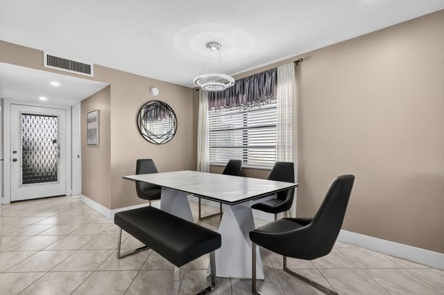 492 Piedmont, Delray Beach, FL 33484