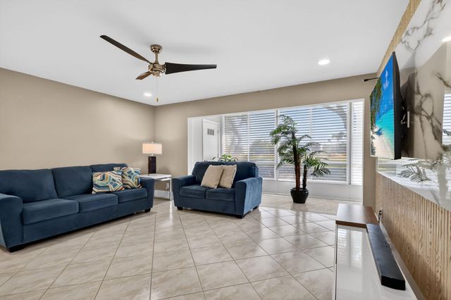 492 Piedmont, Delray Beach, FL 33484