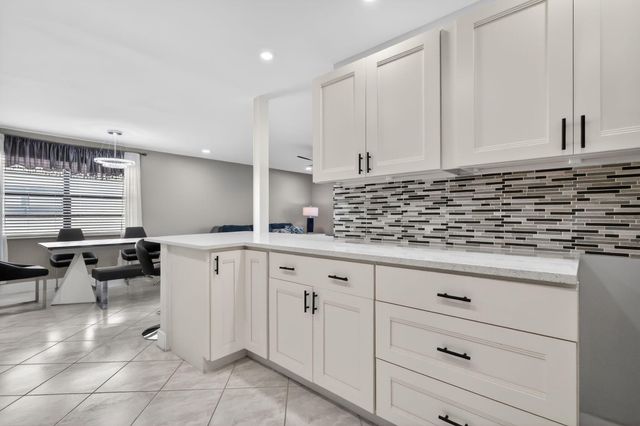 492 Piedmont, Delray Beach, FL 33484