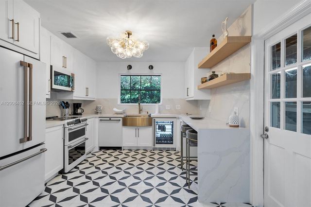 1099 NE 97th St, Miami Shores, FL 33138