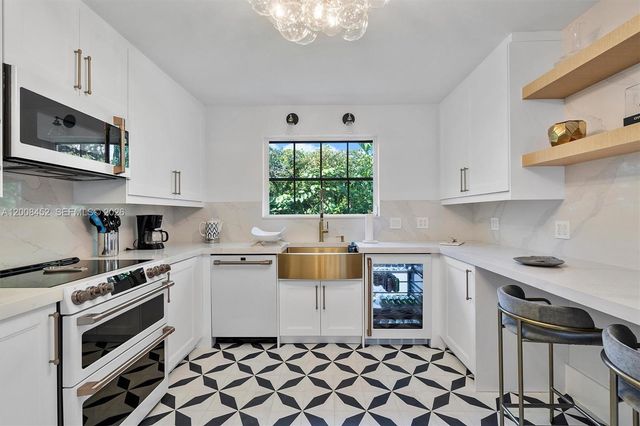 1099 NE 97th St, Miami Shores, FL 33138