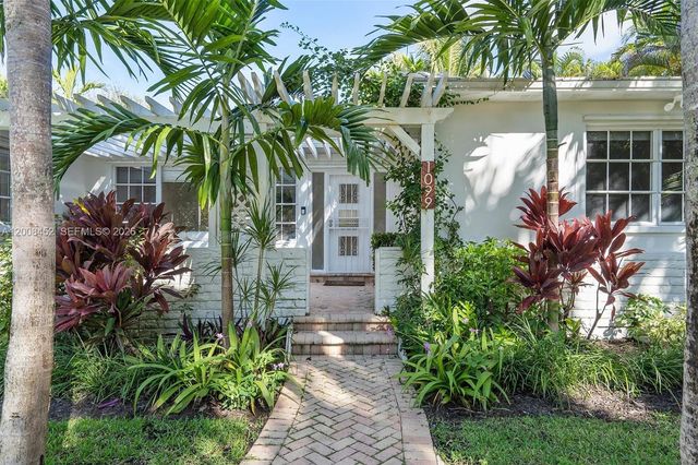 1099 NE 97th St, Miami Shores, FL 33138