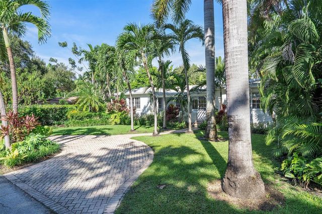 1099 NE 97th St, Miami Shores, FL 33138