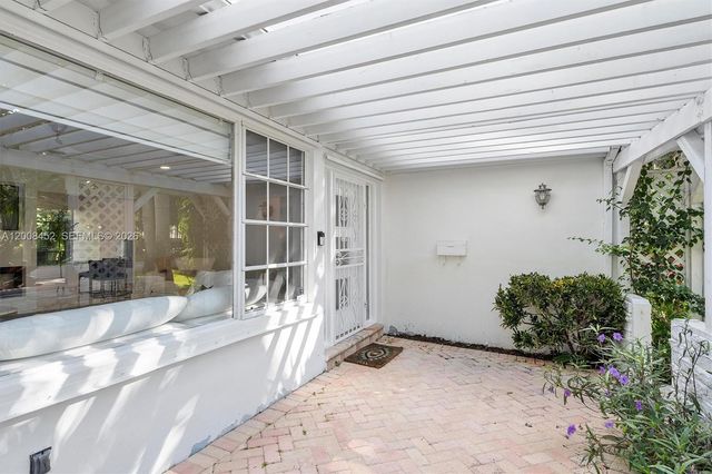 1099 NE 97th St, Miami Shores, FL 33138