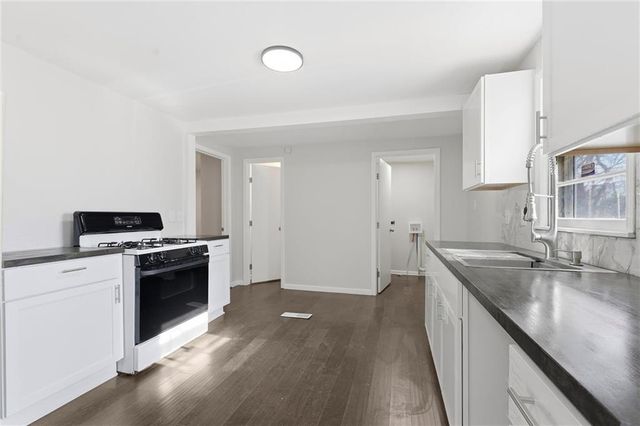 6219 Lathrop Avenue, Kansas City, KS 66104