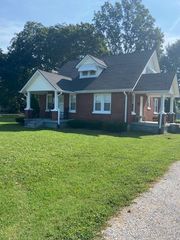 332 Jackson Rd, Portland, TN 37148