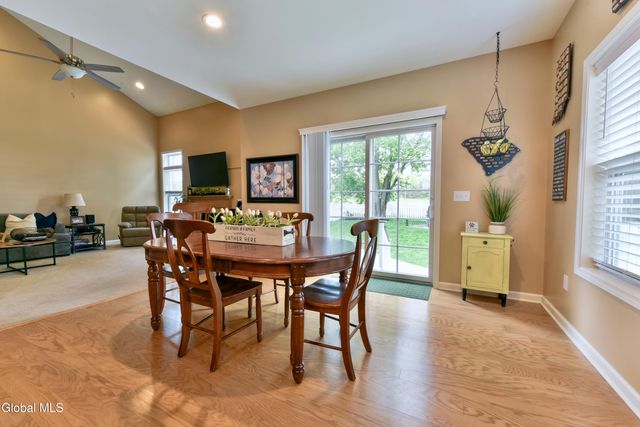 22C Idared Lane, Halfmoon, NY 12065