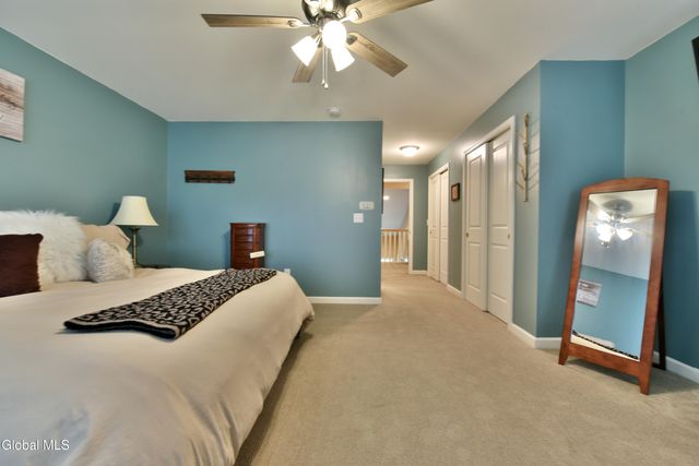 22C Idared Lane, Halfmoon, NY 12065