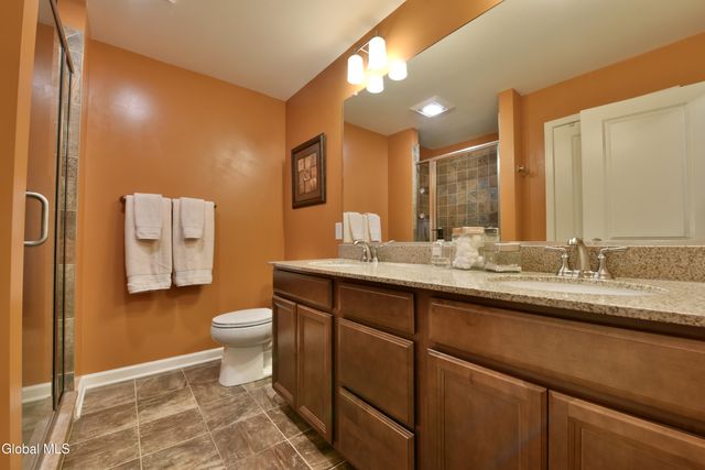 22C Idared Lane, Halfmoon, NY 12065