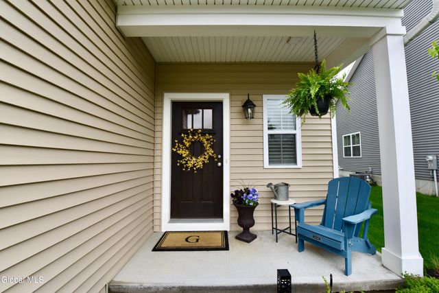 22C Idared Lane, Halfmoon, NY 12065