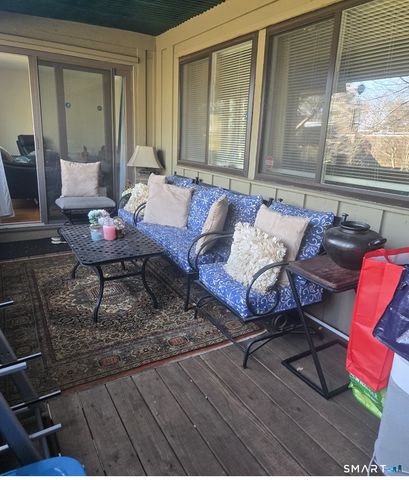 10 Ledgebrook Drive 10, Norwalk, CT 06854