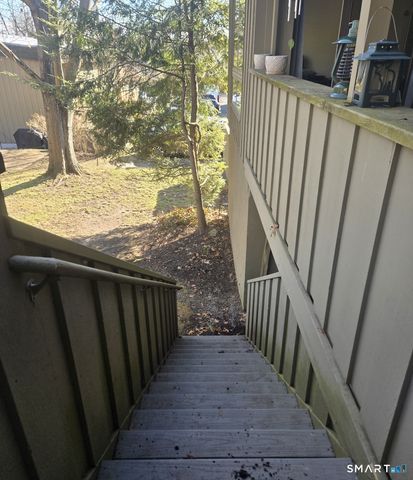 10 Ledgebrook Drive 10, Norwalk, CT 06854