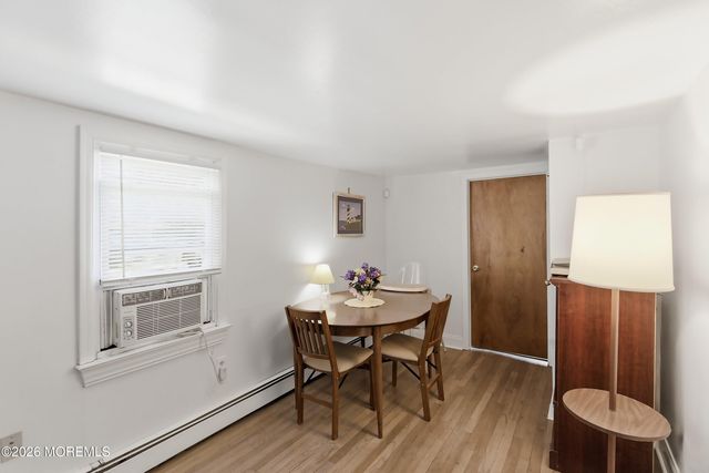 437 Atlantic Street, Keyport, NJ 07735