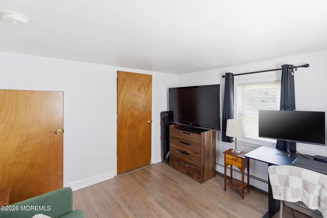 437 Atlantic Street, Keyport, NJ 07735