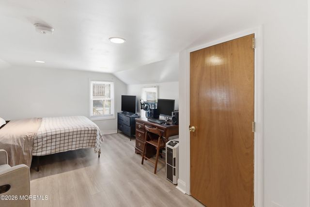 437 Atlantic Street, Keyport, NJ 07735