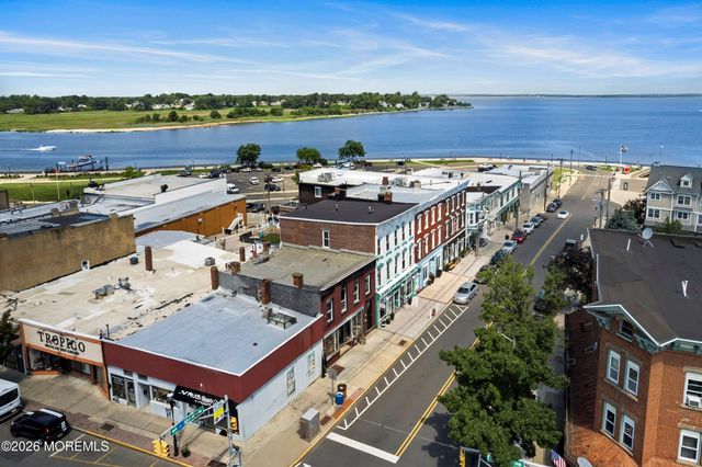 437 Atlantic Street, Keyport, NJ 07735