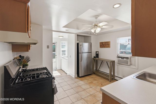 437 Atlantic Street, Keyport, NJ 07735