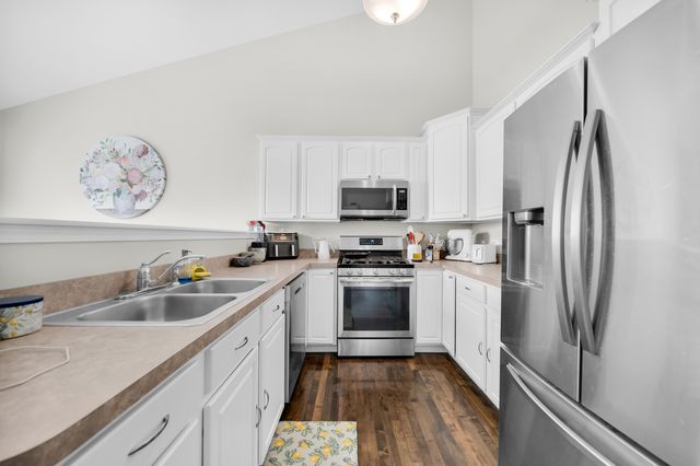 9414 Taylor Court, Orland Park, IL 60467