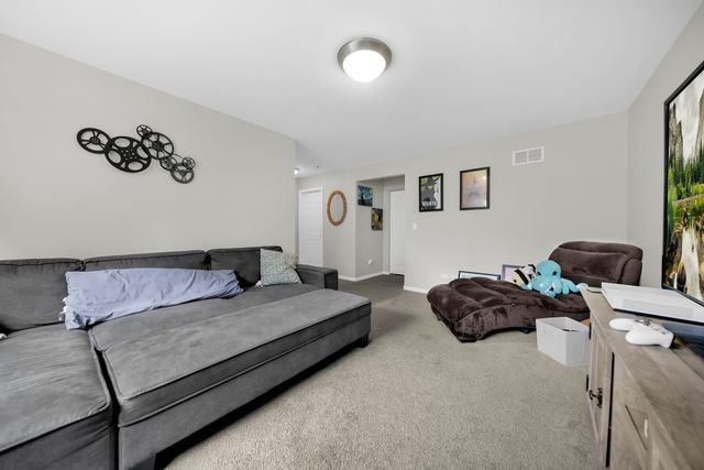 9414 Taylor Court, Orland Park, IL 60467