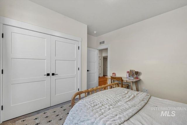 19576 N Mcleod Way, Eagle, ID 83714