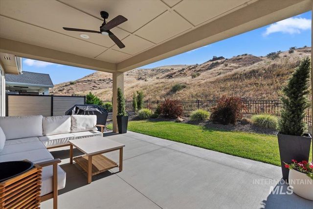 19576 N Mcleod Way, Eagle, ID 83714