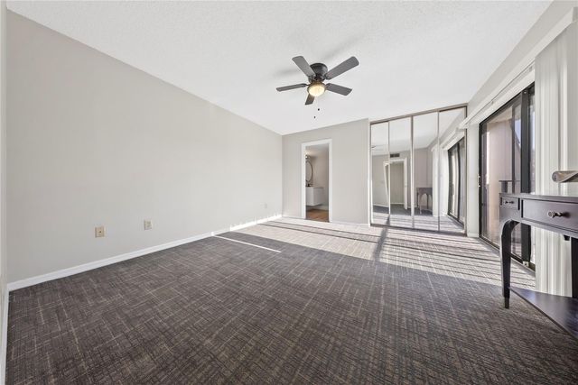 2920 PECAN AVENUE, Leesburg, FL 34748