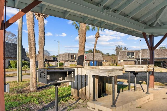 2920 PECAN AVENUE, Leesburg, FL 34748