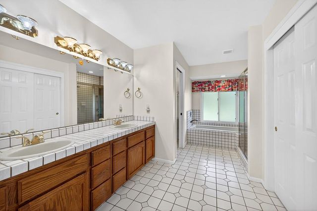 4530 Grazing Hill Rd, Shingle Springs, CA 95682