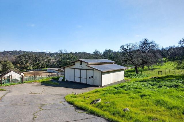 4530 Grazing Hill Rd, Shingle Springs, CA 95682