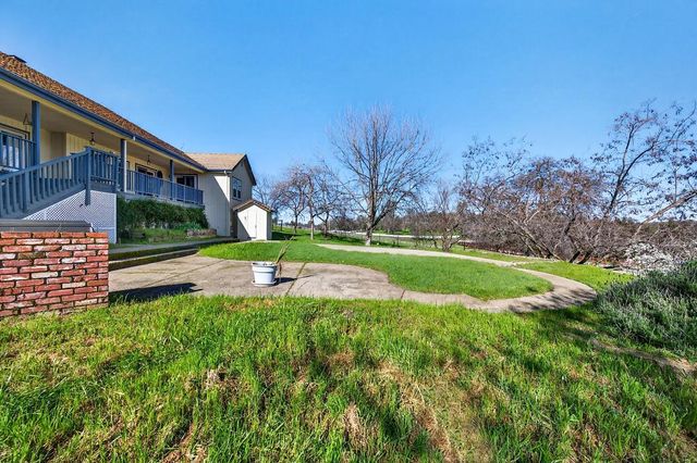 4530 Grazing Hill Rd, Shingle Springs, CA 95682