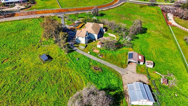 4530 Grazing Hill Rd, Shingle Springs, CA 95682