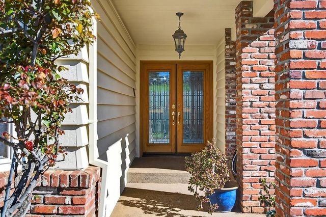 4530 Grazing Hill Rd, Shingle Springs, CA 95682