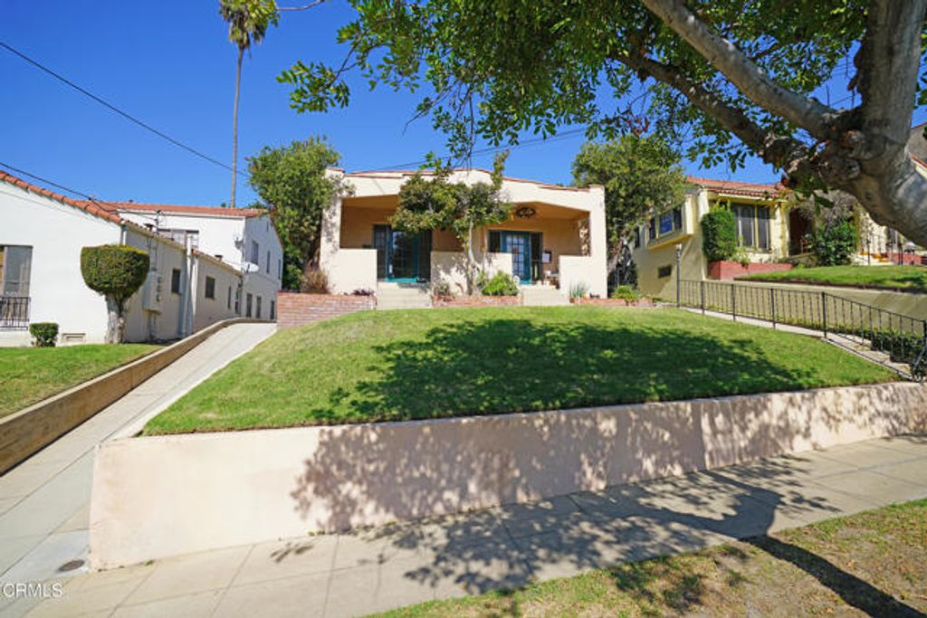 1104 Maple Street, South Pasadena, CA 91030