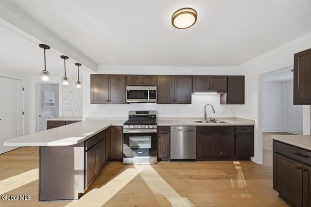 33 Fulton Street, Glens Falls, NY 12801