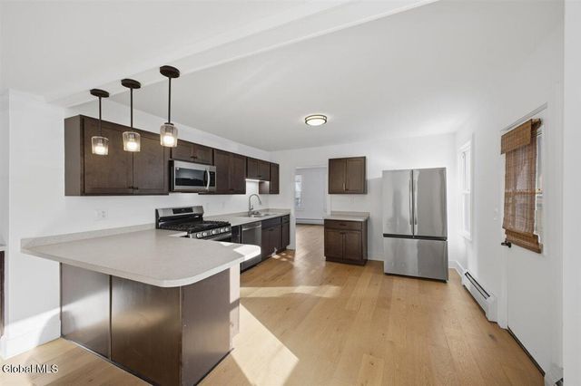 33 Fulton Street, Glens Falls, NY 12801