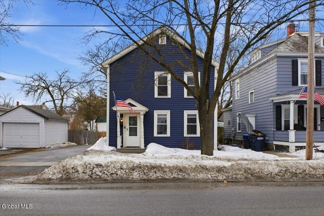 33 Fulton Street, Glens Falls, NY 12801