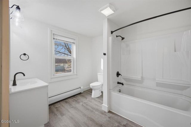 33 Fulton Street, Glens Falls, NY 12801