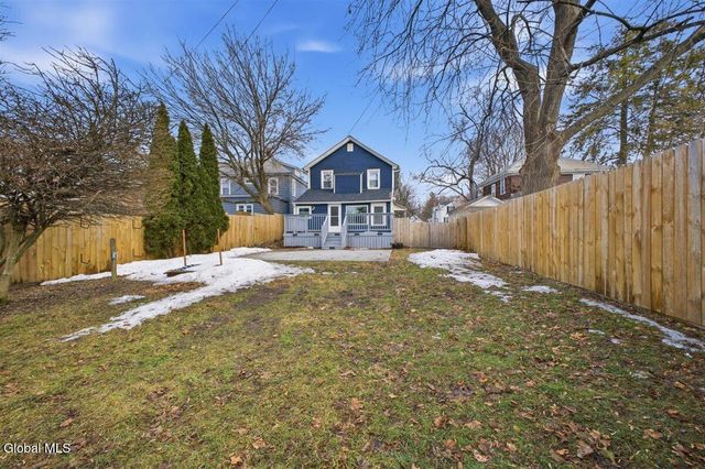 33 Fulton Street, Glens Falls, NY 12801