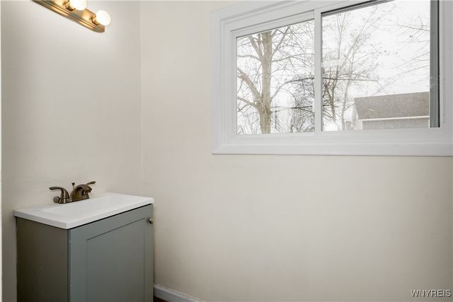 386 Esser Avenue, Buffalo, NY 14207