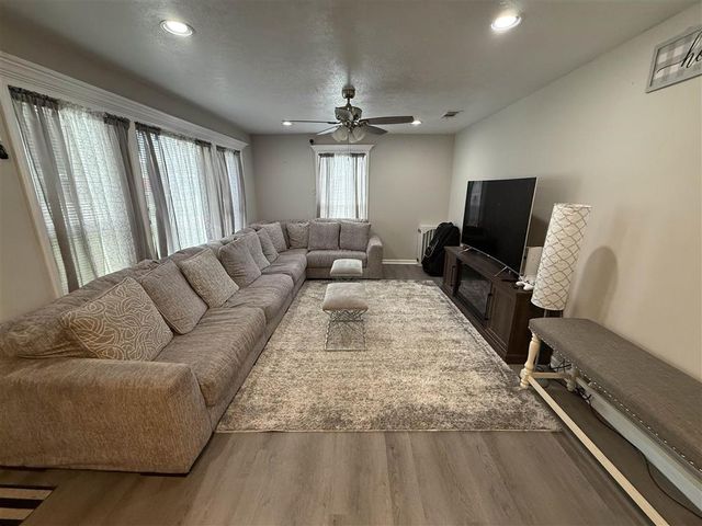 1606 14th Street, Lake Charles, LA 70601