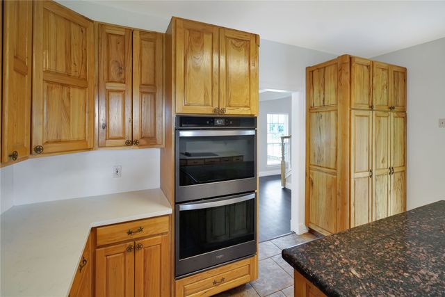 2473 Vz County Road 2621, Wills Point, TX 75169